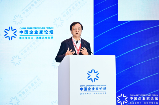 李小加：在AI“航空时代”，企业家必须亲自“开飞机”